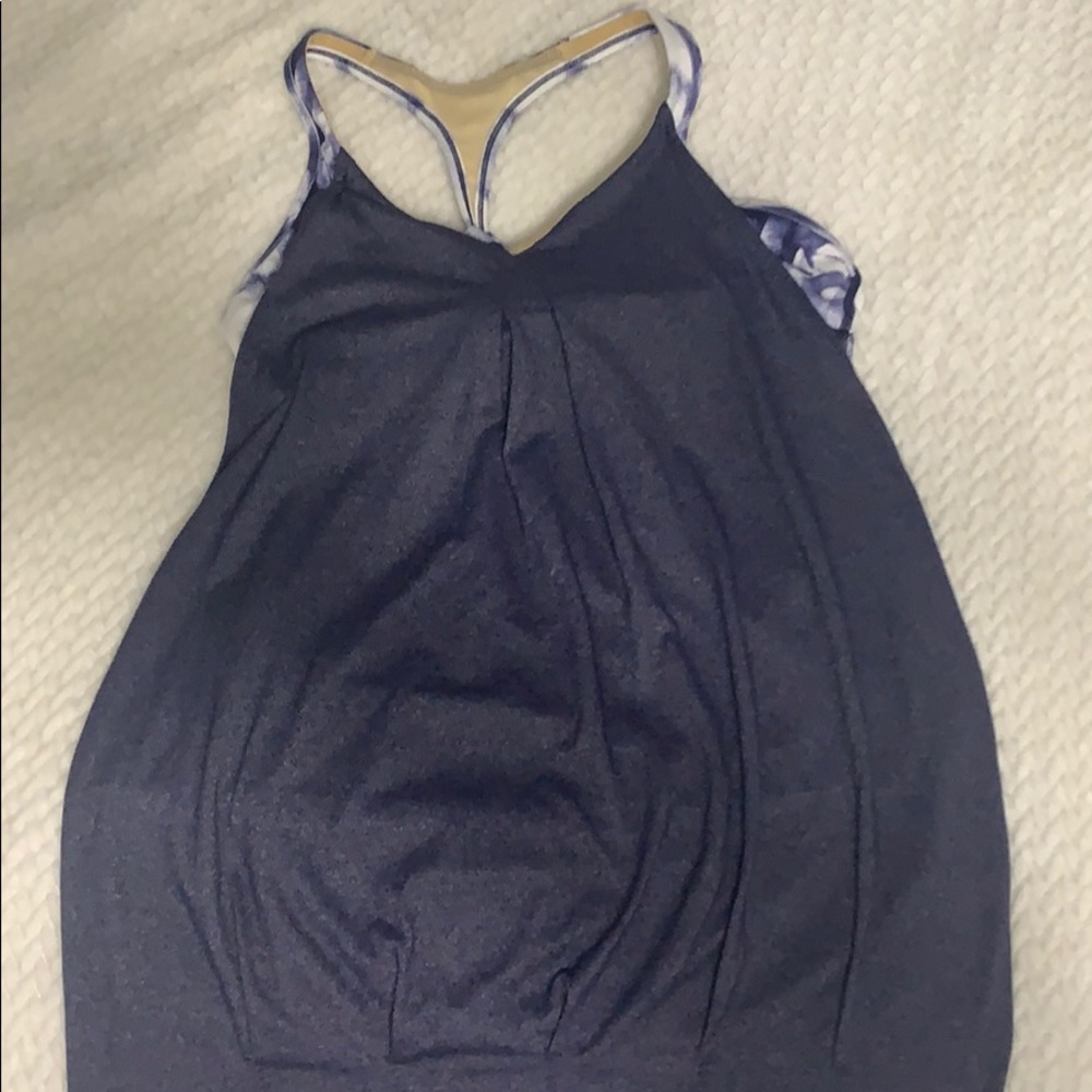 Lululemon tank with built in bra size 8